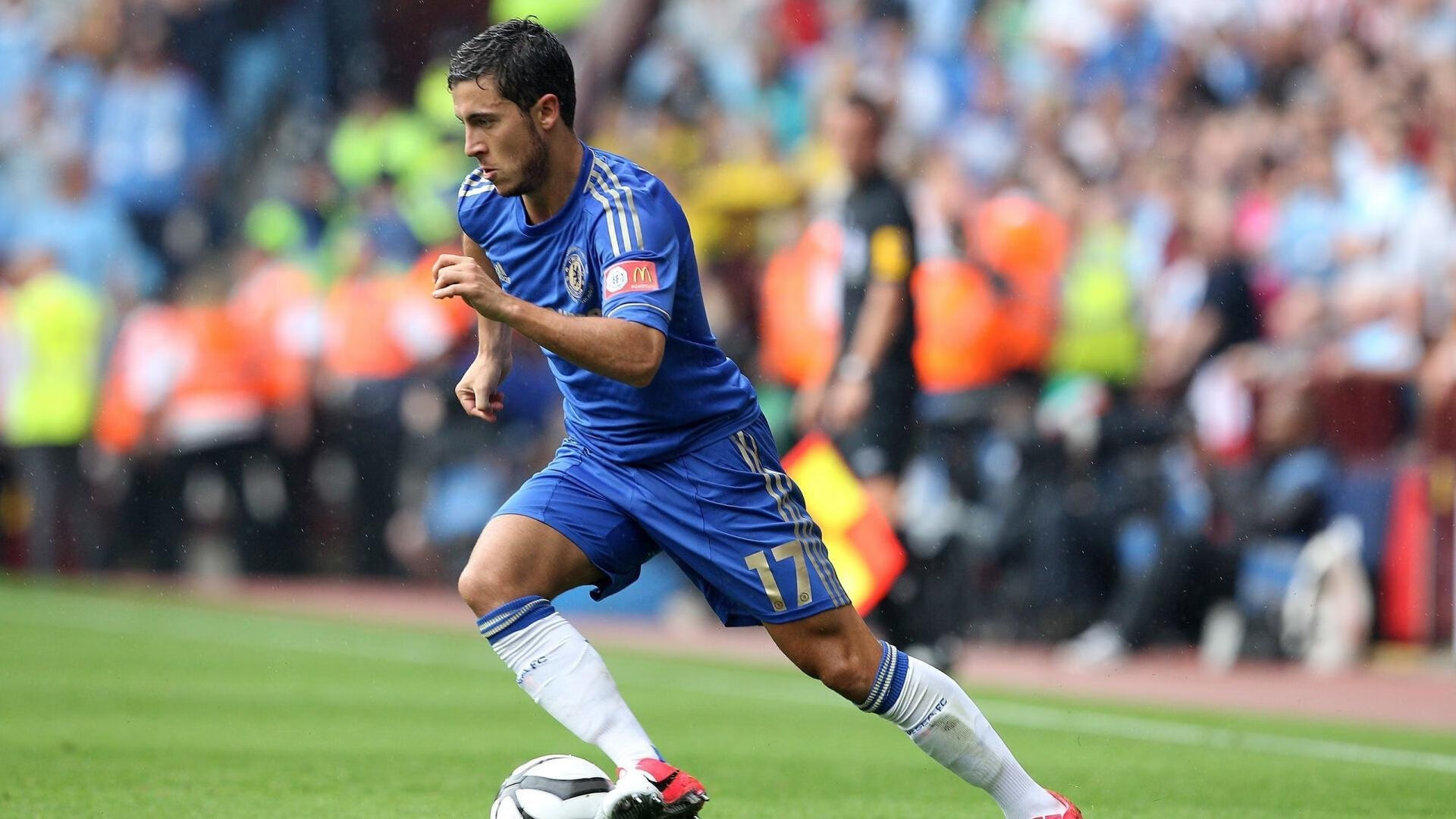 对手实力不凡，巴萨努力反击扳平全局，巴萨被大逆转